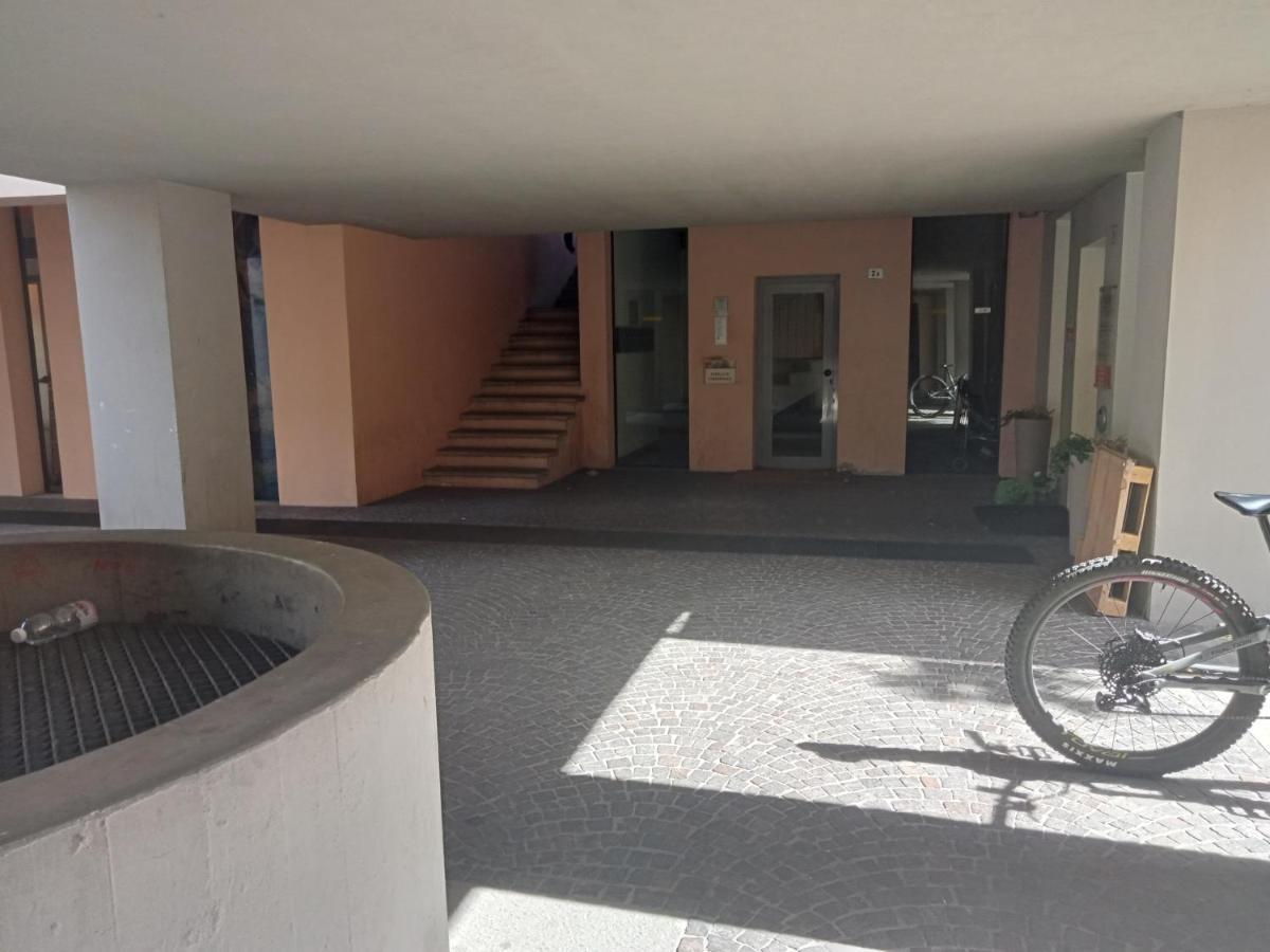 Il Paese Delle Vacanze Omegna Buitenkant foto