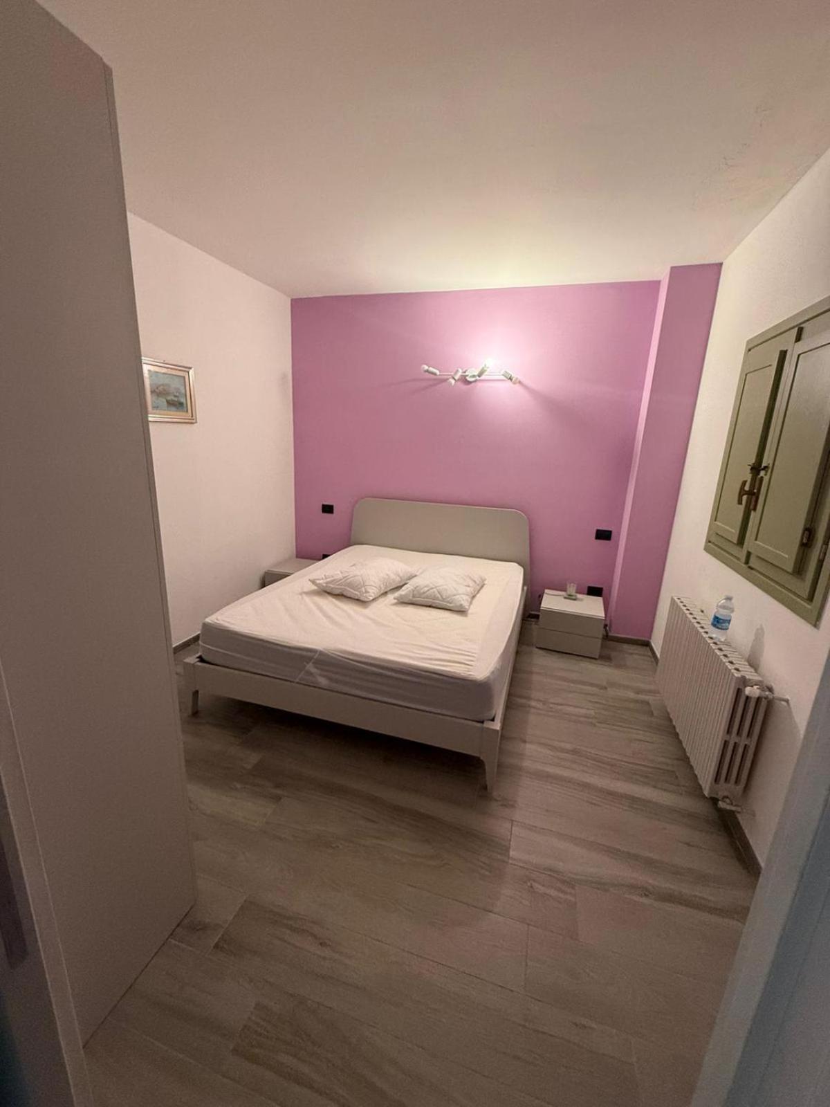 Il Paese Delle Vacanze Omegna Buitenkant foto