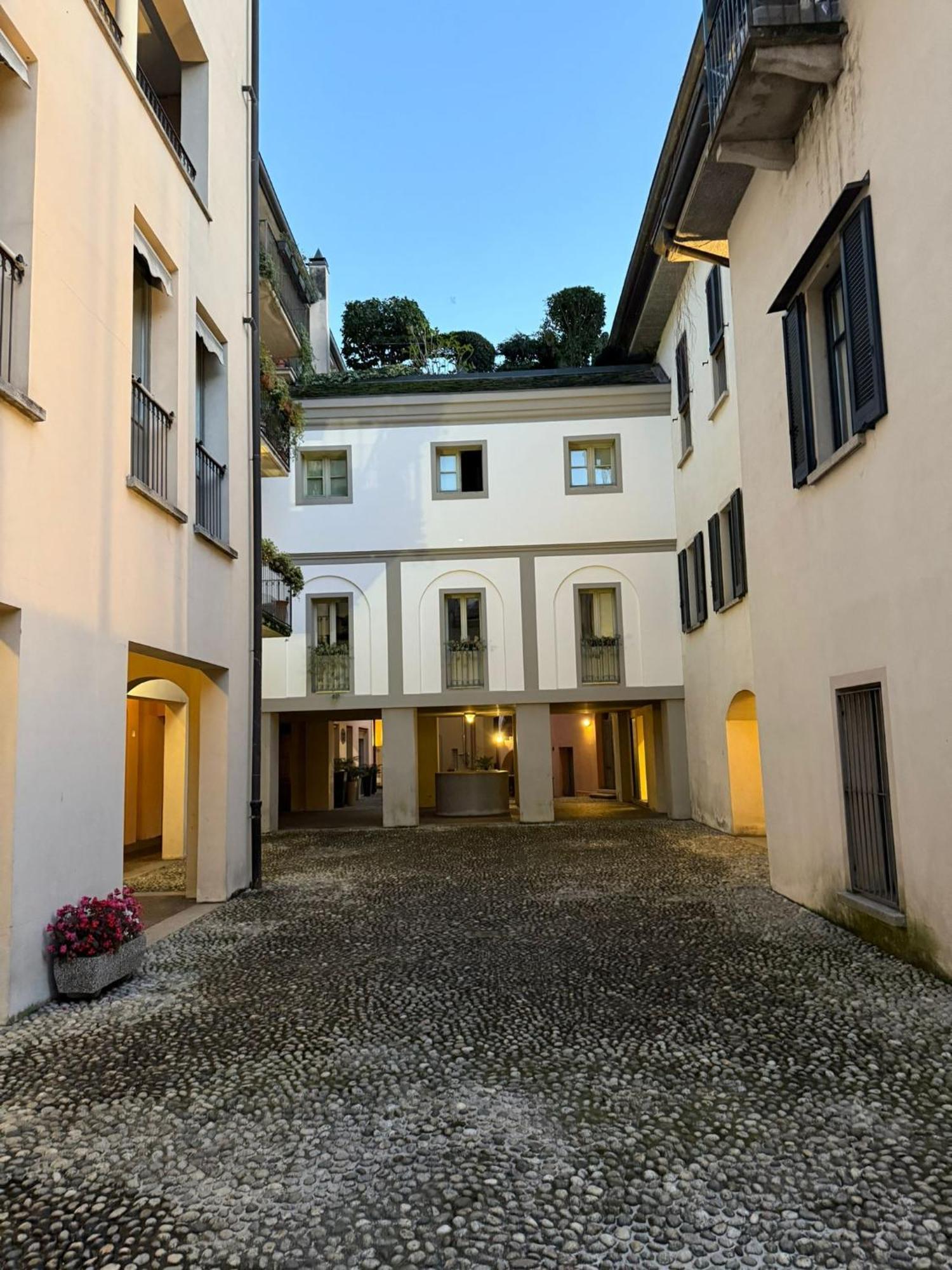 Il Paese Delle Vacanze Omegna Buitenkant foto